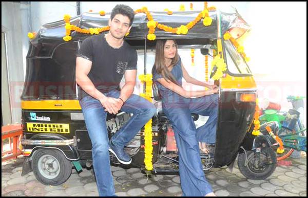 AthiyaShettyWeb's tweet photo. #Hero Stars @SoorajPancholi9 And @TheAthiyaShetty 
#HeroThisFriday http://t.co/4FTeSah341