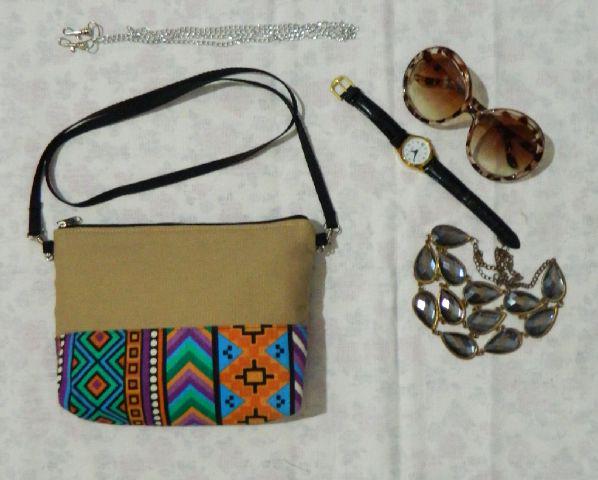 vinashop1's tweet photo. Tribal Combine Slingbag-Green•Kanvas,busa,furing tebal,sleting•29rb(tali hitam)32rb(tali rantai)•Size 20cmx25cm http://t.co/0aCyO2mnYF
