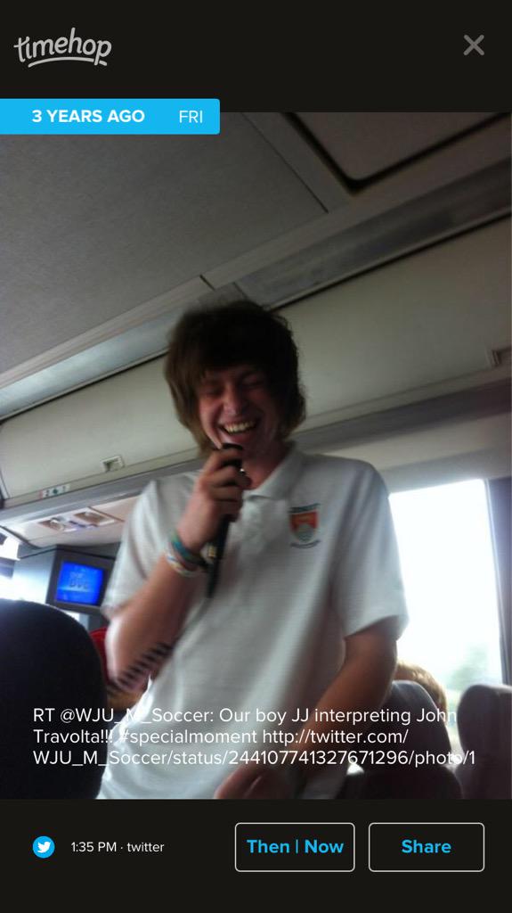 sammybauman's tweet photo. @JJhawkshaw4 with that #FreshmanFlow http://t.co/a9ZTRQWlC8
