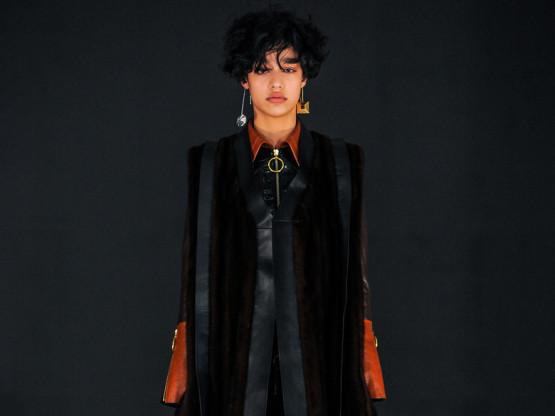 Thomas Tait, cours de géométrie bit.ly/1hQrdlL