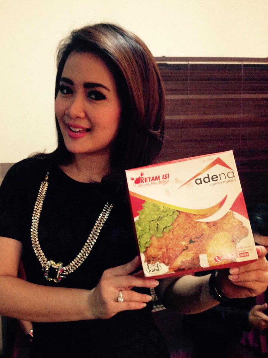 VegaDarwanti123's tweet photo. @rm_adena, @agusdarwiyanto terimakasih ketamnya enak bgt, smp ketagihan. Rekomen buat cobain oleh2 dari Belitung.. http://t.co/z8Zfqbsf1f