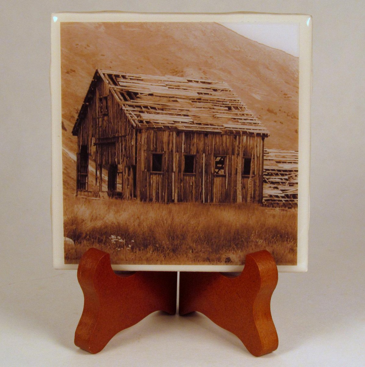 dovesclosetinc's tweet photo. Handmade Photo Coaster Animas Forks Barn Sepia, 0042C http://t.co/0UVnSAoIV6 #Etsy #HandcraftedCoaster http://t.co/9lDADv9BWu