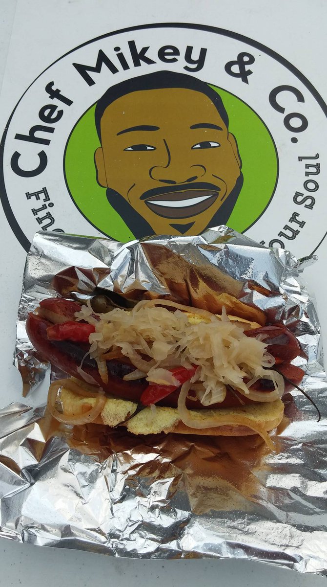 BlueStallionBC's tweet image. Happy #LaborDay! We're open at noon with Chef Mikey serving lunch and then dinner. #MissionMonday benefits @DodgeLex.