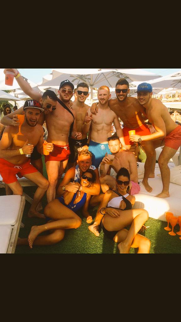 michael_lyons92's tweet photo. What Monday's are all about ocean beach Monday's 😎@OceanBeachIbiza http://t.co/iLeztQUhYb
