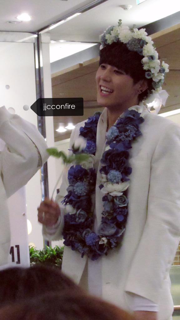jjcconfire's tweet photo. The handsome Simba @ 김포 롯데몰 팬싸인회 http://t.co/ZKqNpqMJEw