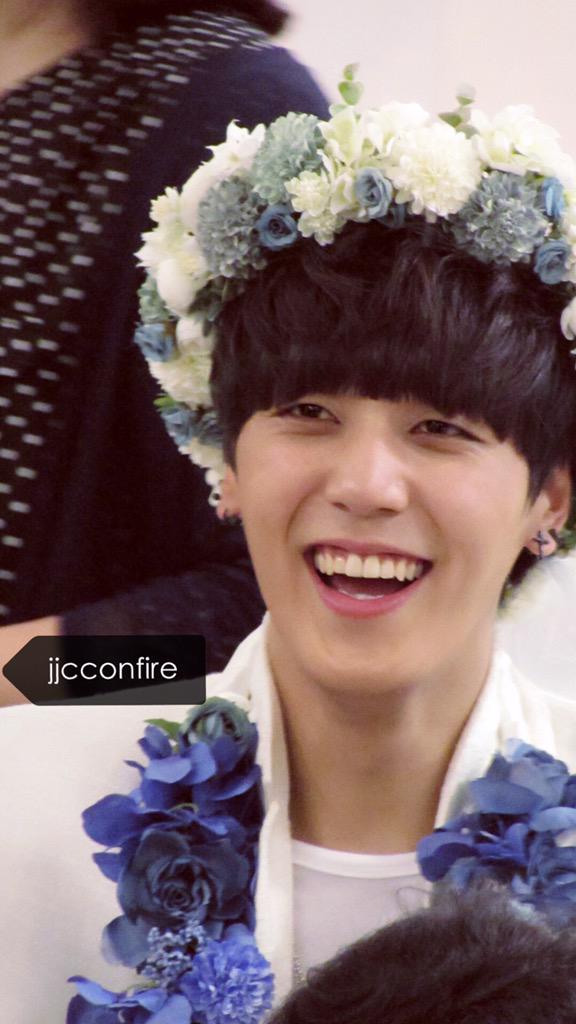 jjcconfire's tweet photo. The handsome Simba @ 김포 롯데몰 팬싸인회 http://t.co/ZKqNpqMJEw