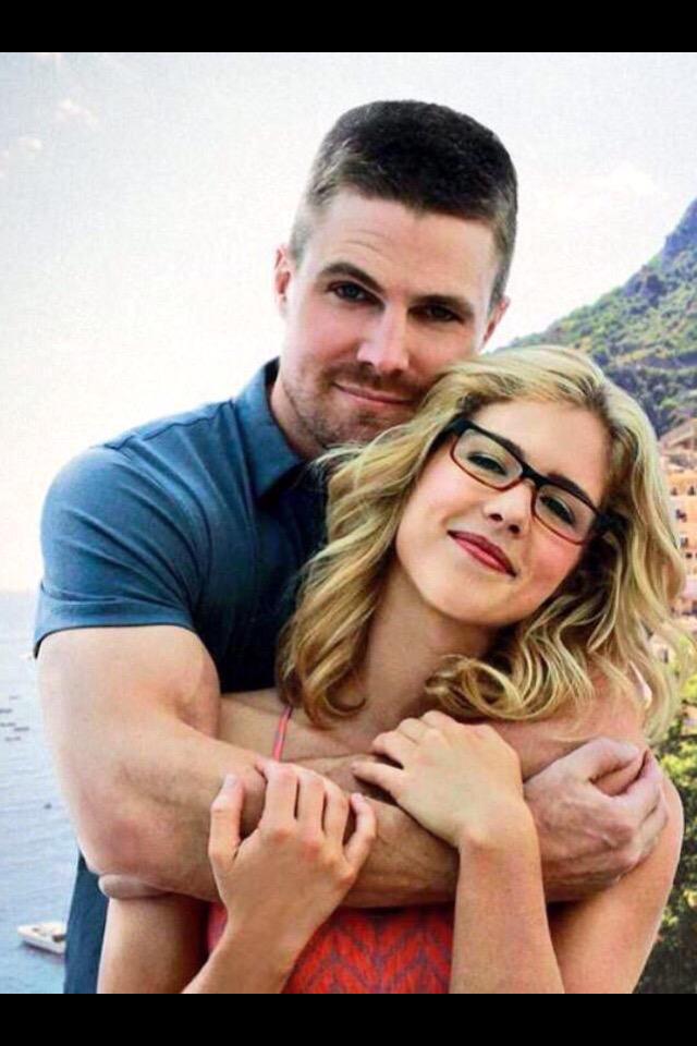 sacolicity2's tweet photo. sim minha senhora não precisamos mais morre fazendo montagem http://t.co/HXqZZgdrU7
