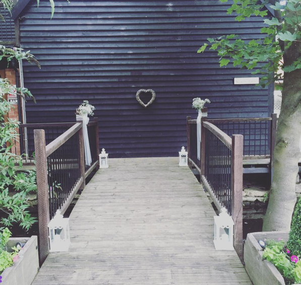 Old Brook Barn tweet media