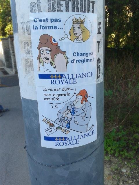 Alliance_Royale's tweet photo. Collage/tractage ce week-end dans l'Héraut. #Allianceroyale #AR34 http://t.co/fDt6sj15Sl http://t.co/dpZ0zI9IHB