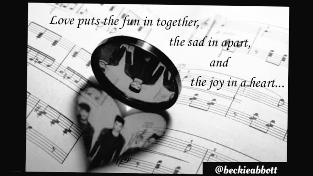 beckieabbotta's tweet photo. @thescript @emmylou880  @TheScript_Danny  ☺️ very true words xxx #bestband #scriptforever #power http://t.co/sDgCId6H39