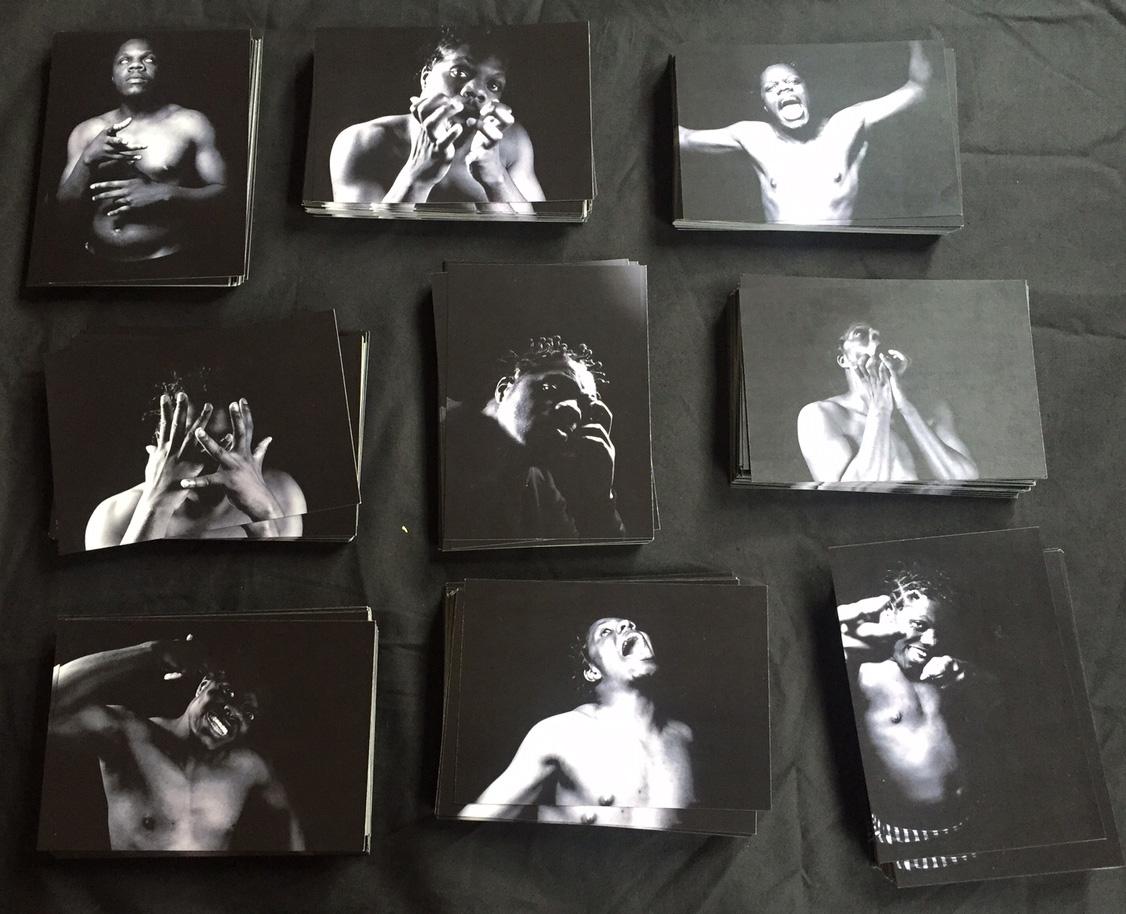 randsrecords's tweet image. Pre-order the @bluedaisytwit ltd ed album on @Bandcamp with 9 individual photo/lyric cards
bluedaisy.bandcamp.com/album/darker-t…