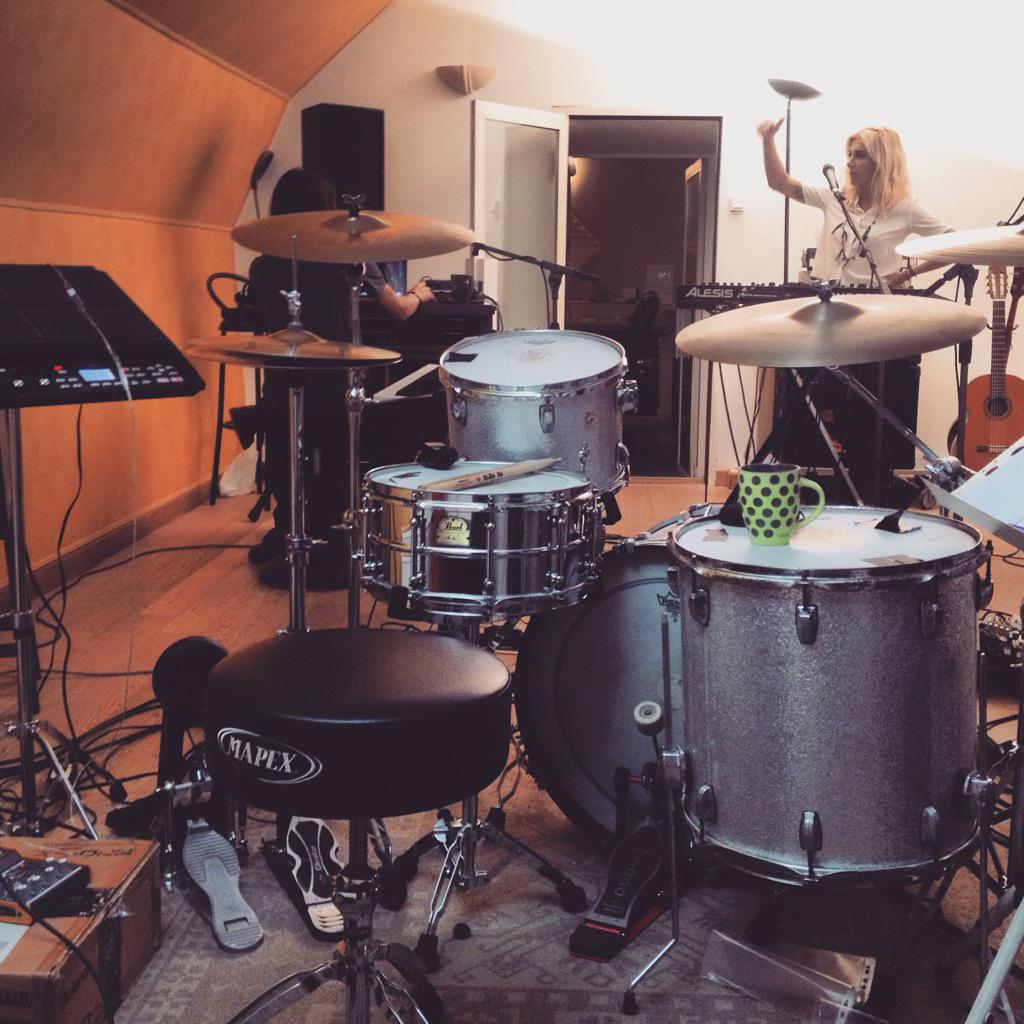 flowondrums's tweet photo. Grand Bain rehearsals #Paris #stakatostudio http://t.co/1EBT1VBWwp