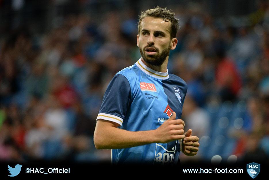 HAC_Foot's tweet photo. Alexandre Bonnet prolonge son contrat avec le #HAC de 3 ans saisons supplémentaires, il sera havrais jusqu'en 6/2019 http://t.co/lWFeFnkQpZ