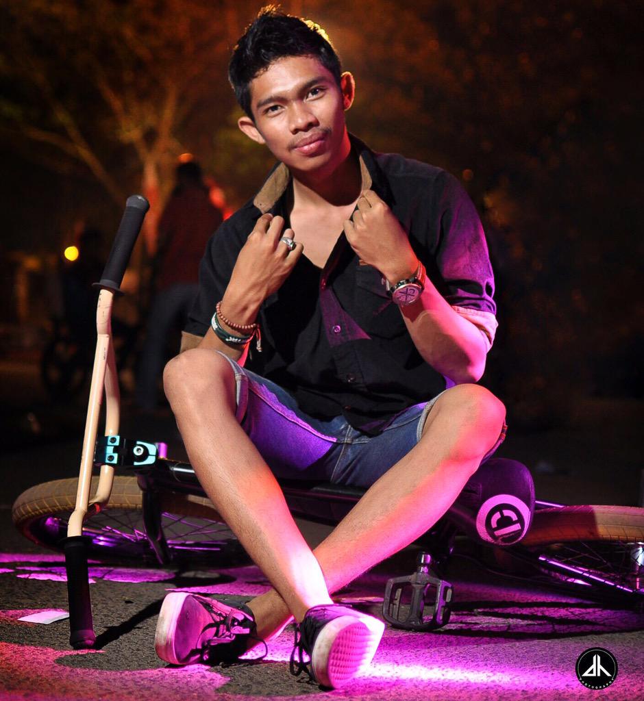 After Honda BMX competition I'm wearing product from <a href="/cosmicclothes/">Cosmic Clothing</a> photo by <a href="/LaFlorast/">Deyno Hakim ☮</a>