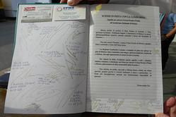 FormulaOneWorld's tweet photo. Drivers sign petition to retain Monza http://t.co/ngEPDEhNyB http://t.co/lKi8zcZA27