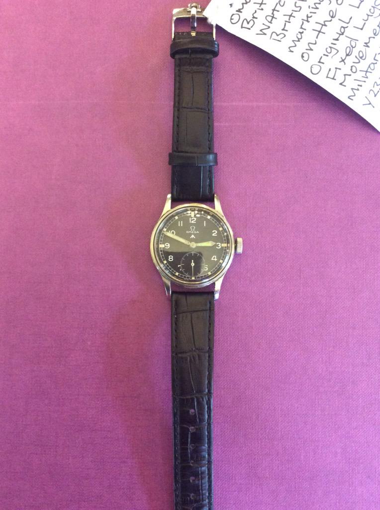 NrthwichAuction's tweet photo. Some nice watches coming up in our next sale on 16/9/15 including these Military Omega examples and Rolex/Tudor http://t.co/QfsEGVacES