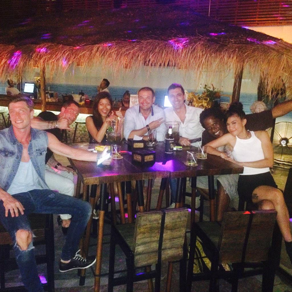 jonathanulysses's tweet photo. Chilling with @Cetolino and Yindee in @superflowclub in #Bangkok the star of a crazy night. #tomuchvodka http://t.co/St55YzUJTI