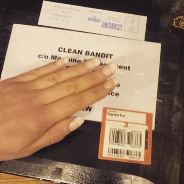 Special delivery @cleanbandit @ElisabethTroy1 from the #SFCNuk team w/ #Scottishdesigners @Outsiders_UK @DIY_Nails