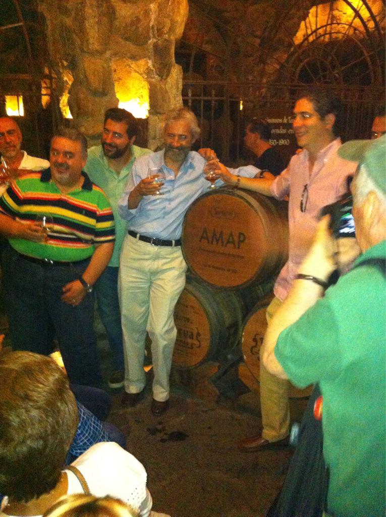 QuarryStudios's tweet photo. Quarry Studios Ciudad de México en el recorrido en casa José Cuervo en tequila Jalisco con los amigos de #AMAP2015 http://t.co/xfXlQnhWyh