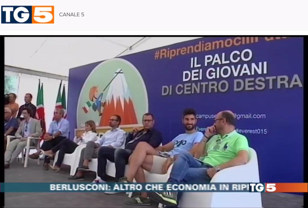 DamascelliD's tweet photo. #Everest015 al @TG5mediaset @gasparripdl @AndreaFoxVolpi @tripodimaria @AndreaBarchett @luca_sbardella @campuseverest http://t.co/duZuBmeNlK