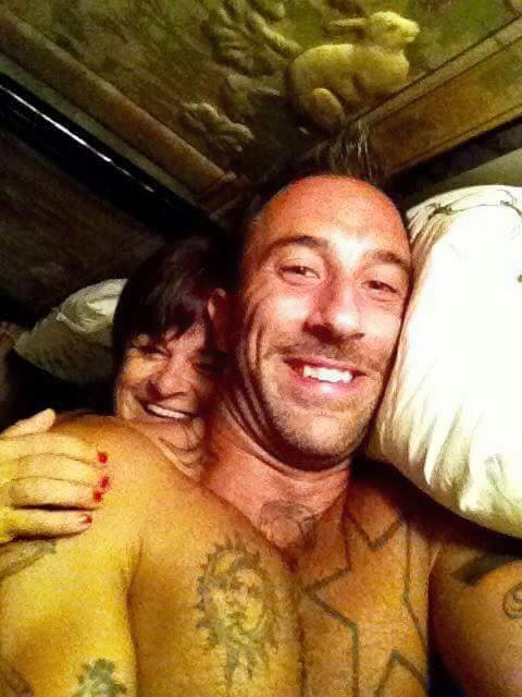 epizeusi's tweet photo. Grazie senatrice.

#love #instaLove #afterSex #MutandaFallica #midget #pieceOfBread http://t.co/6ZXZ4T5jTq