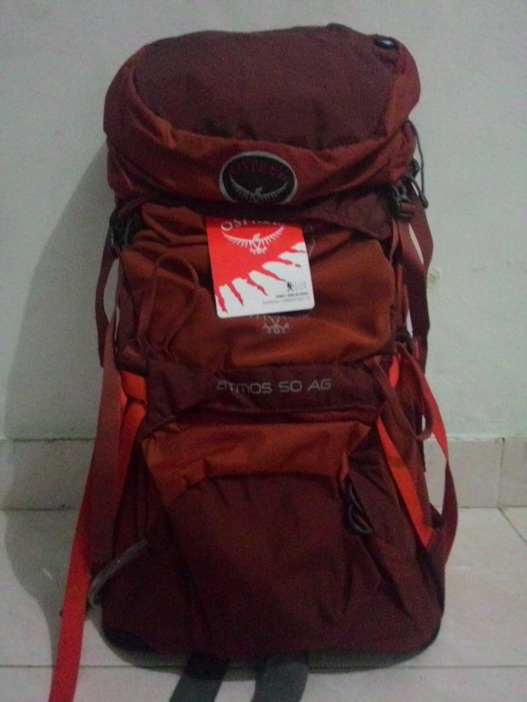 nonovendy's tweet photo. @PendakiJakarta #SaleGear OSPREY Atmos 50AG Cinnabar red Torso M BNWT Idr 2150K WA 082119069122 PIN 547E7157 http://t.co/9DfPfUOned