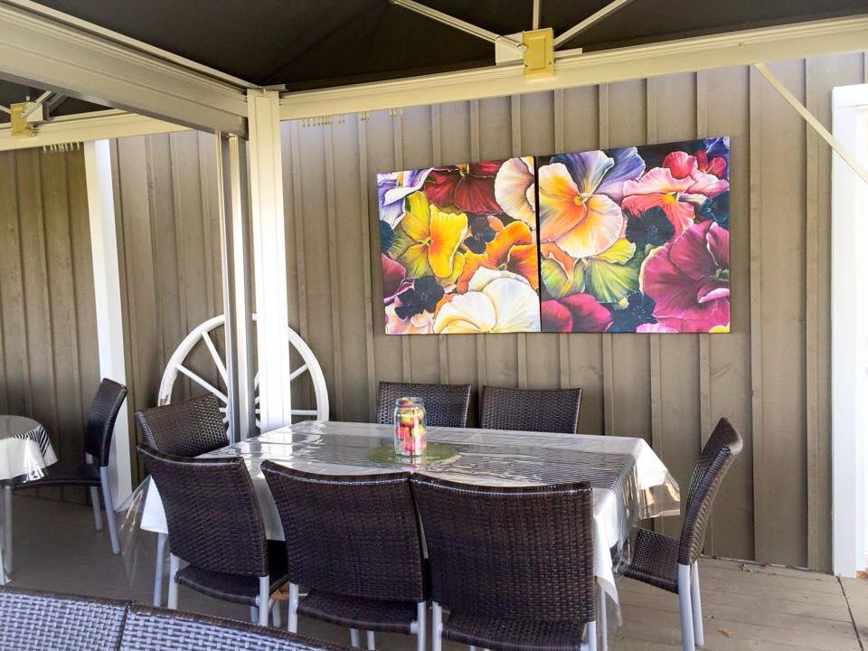 au_jardin's tweet photo. Venez faire une dégustation. Venez voir notre terrasse belvédère pour vos évènements!! #vue exceptionnelle http://t.co/oe00YCcdYZ