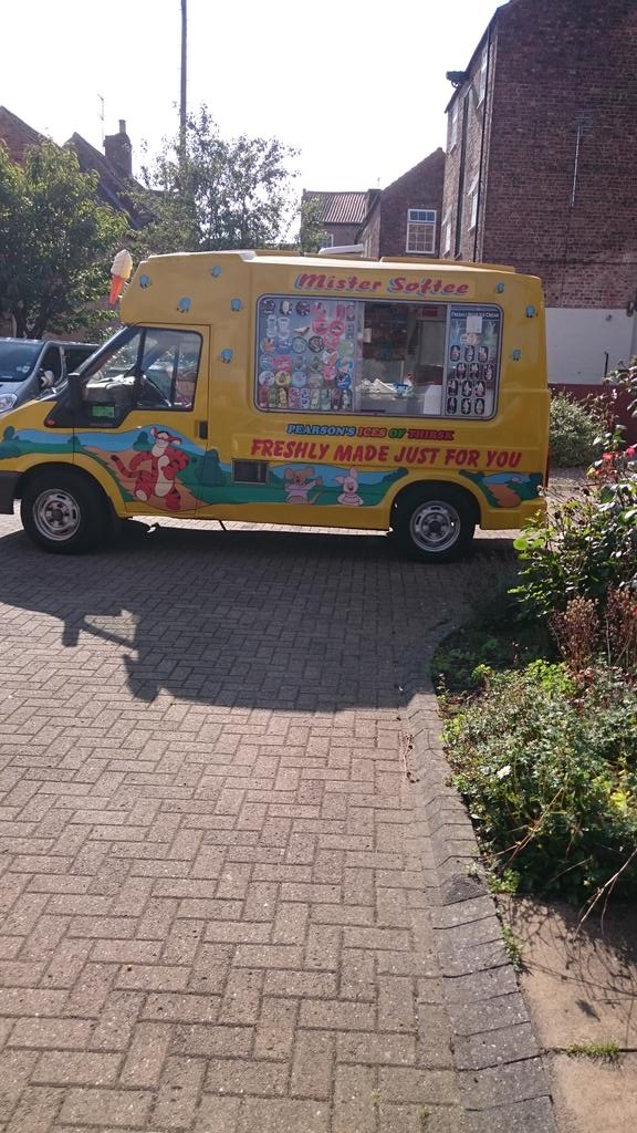 posy30's tweet photo. Thank-you to persons for the ice-cream today #yourmencp http://t.co/nkyyvHXkDd