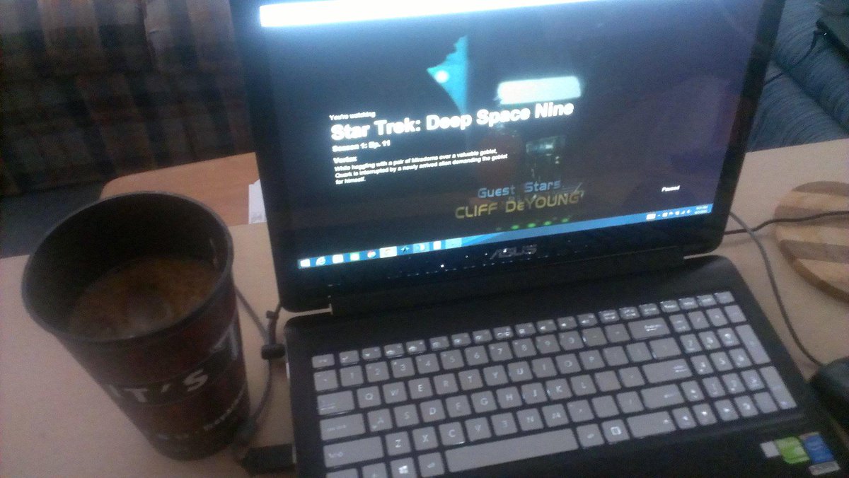 catsandtrek4eva's tweet image. @Michellelhs Extra large Keurig coffee + DS9 Ep. 11 = The BEST way to start my day! #twinsies4life #notamac #coffee