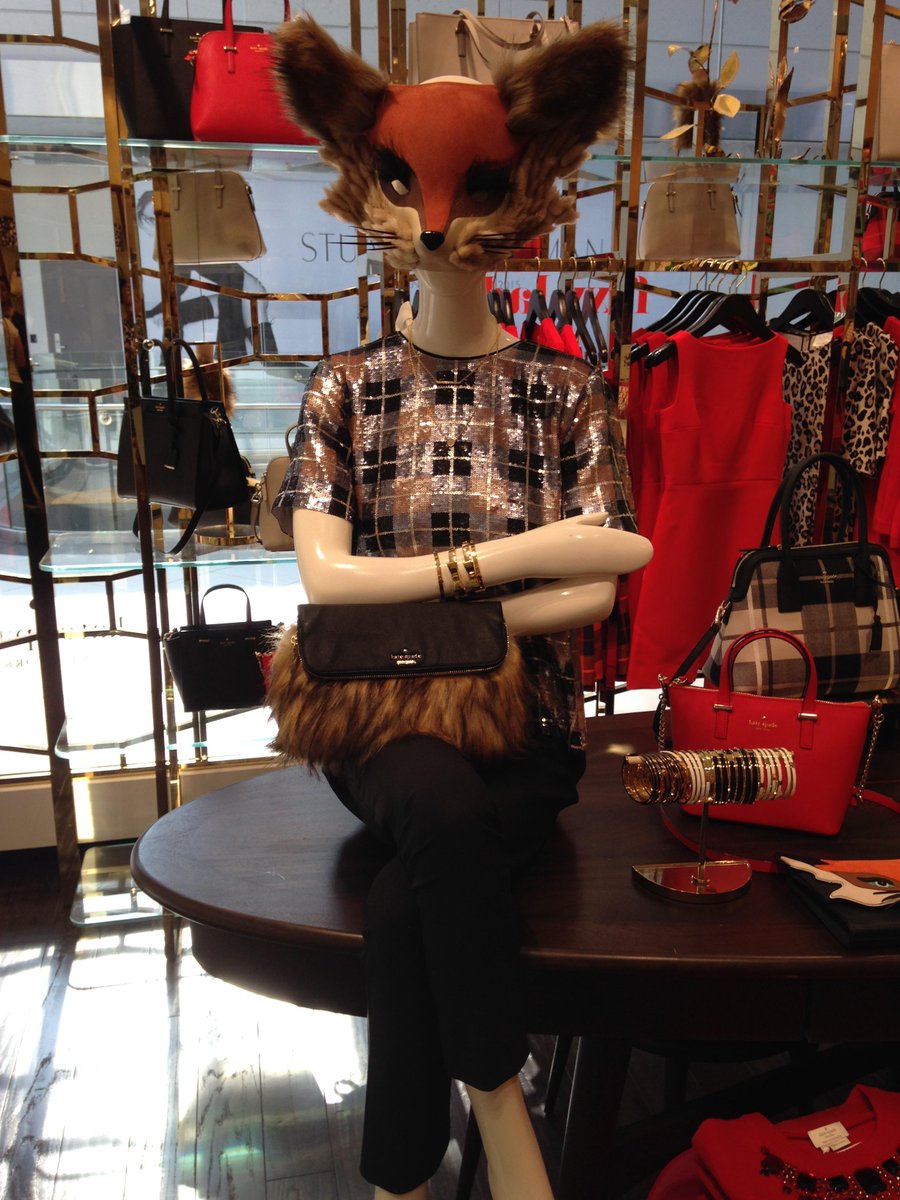 Mom_interrupted's tweet image. I have carefully chosen my outfit for #meettheteacher night from @katespadeny #stayincharacter #foxy #backtoschool