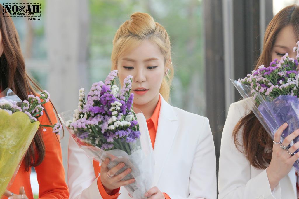 theark_noah's tweet photo. #HBDminju ❤ http://t.co/MlbmS2IYkc