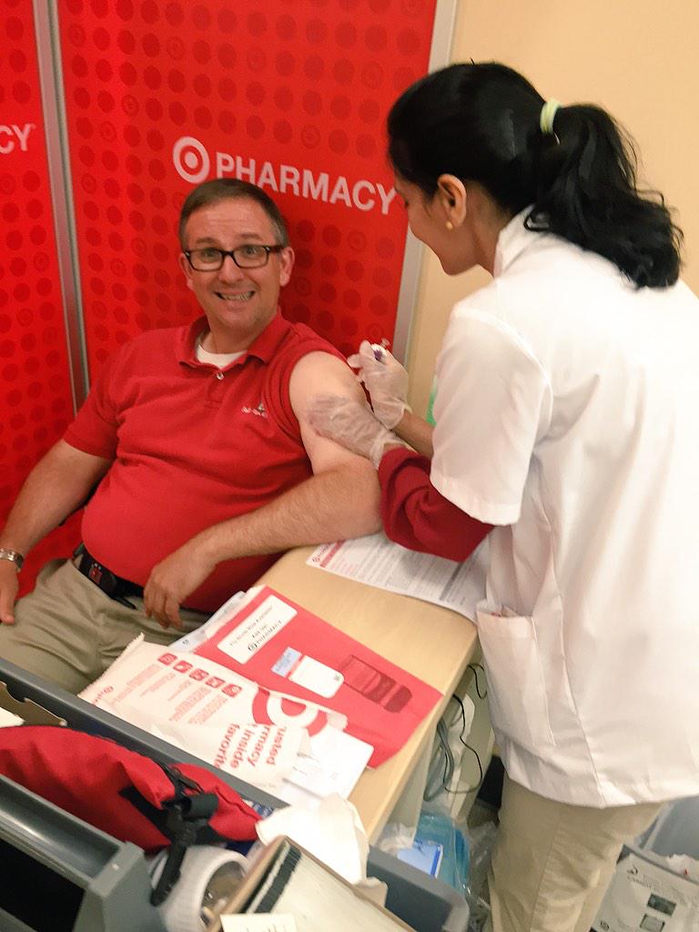 HeetPatelTGT's tweet photo. My STL @jeffkrug12 getting covered from all 4 strains of the flu! #T2141shots #HappyLaborDay @JeminAmin @vickiberth http://t.co/l7BavXST9t