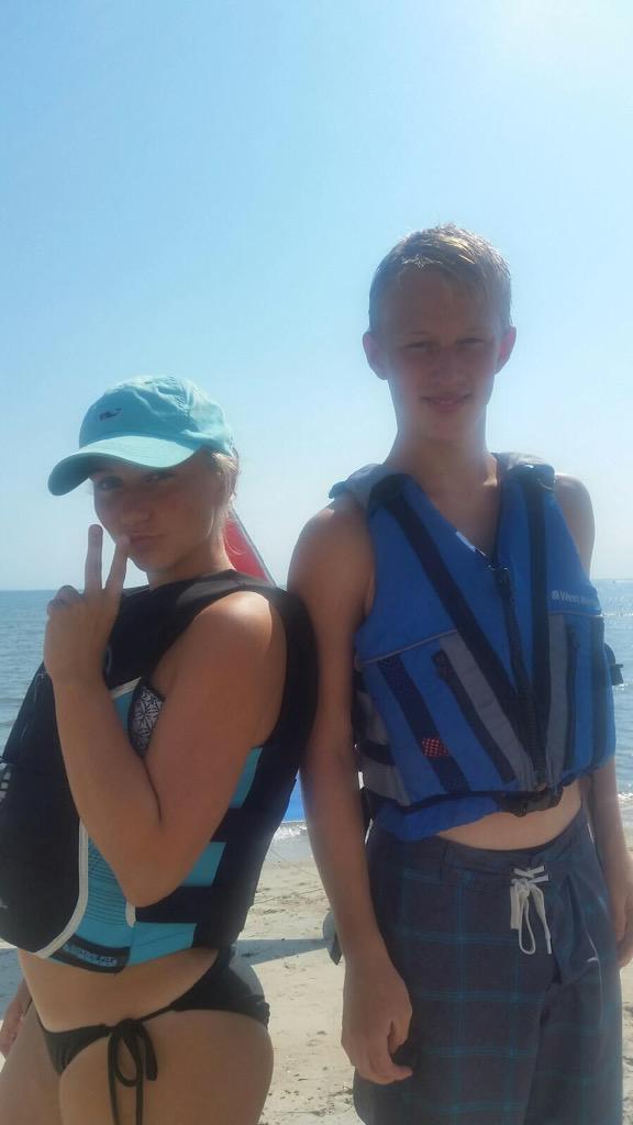 ali_genarelli's tweet photo. #teamsailing http://t.co/UwpCZoU5yp
