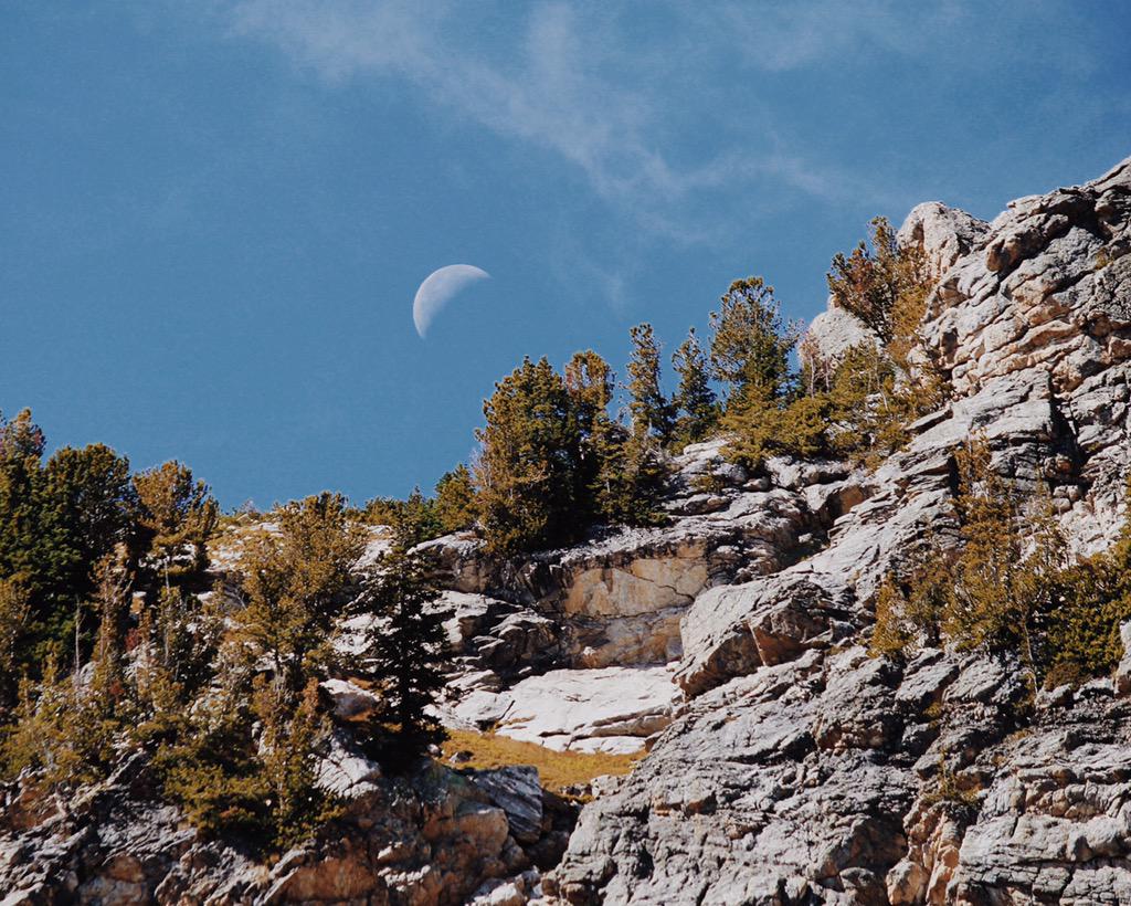 carekucera's tweet photo. Amphitheater lake, Grand Teton national park••• 9/6/15 http://t.co/5uMARcLgdc
