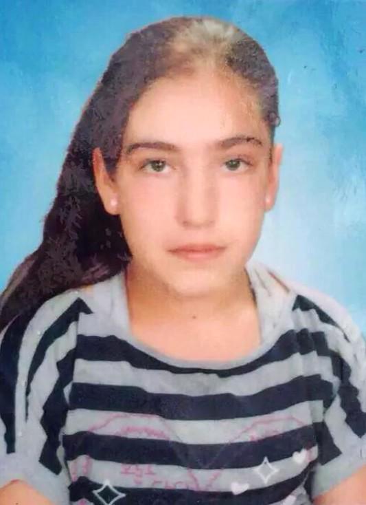 SunayAkin's tweet photo. Cemile, denizden uzaklarda katledilen bir çocuk bedeni daha..Cansız bedeni dondurucuya konmuş. Üşüyor musun Türkiyem? http://t.co/DwcXNKMf5b