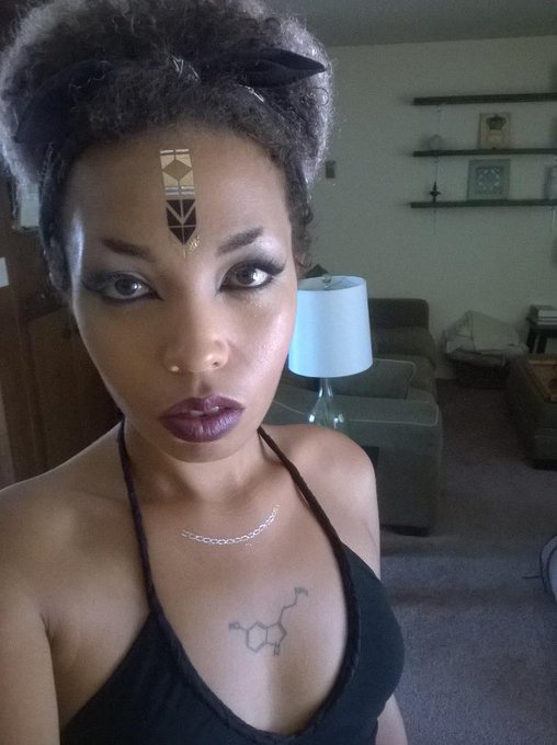 Once and future Queen of Hell 👑 http://t.co/0zCAOycDsL