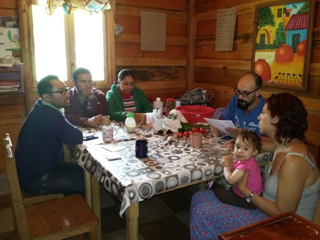 ICATECHSanCris's tweet photo. Promoción de cursos en la comunidad de Chichihuixtan @Icatech1 @dulsillo http://t.co/zyOEs5sEgf