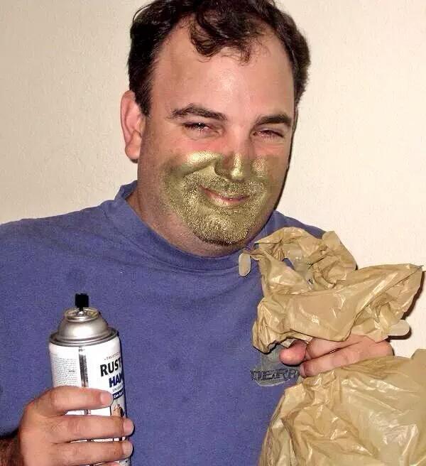 No On Twitter 15 Minutes Into Huff Spray Paint And Chill And He Give U This Look Http T Co Oo2tsh4unw Twitter