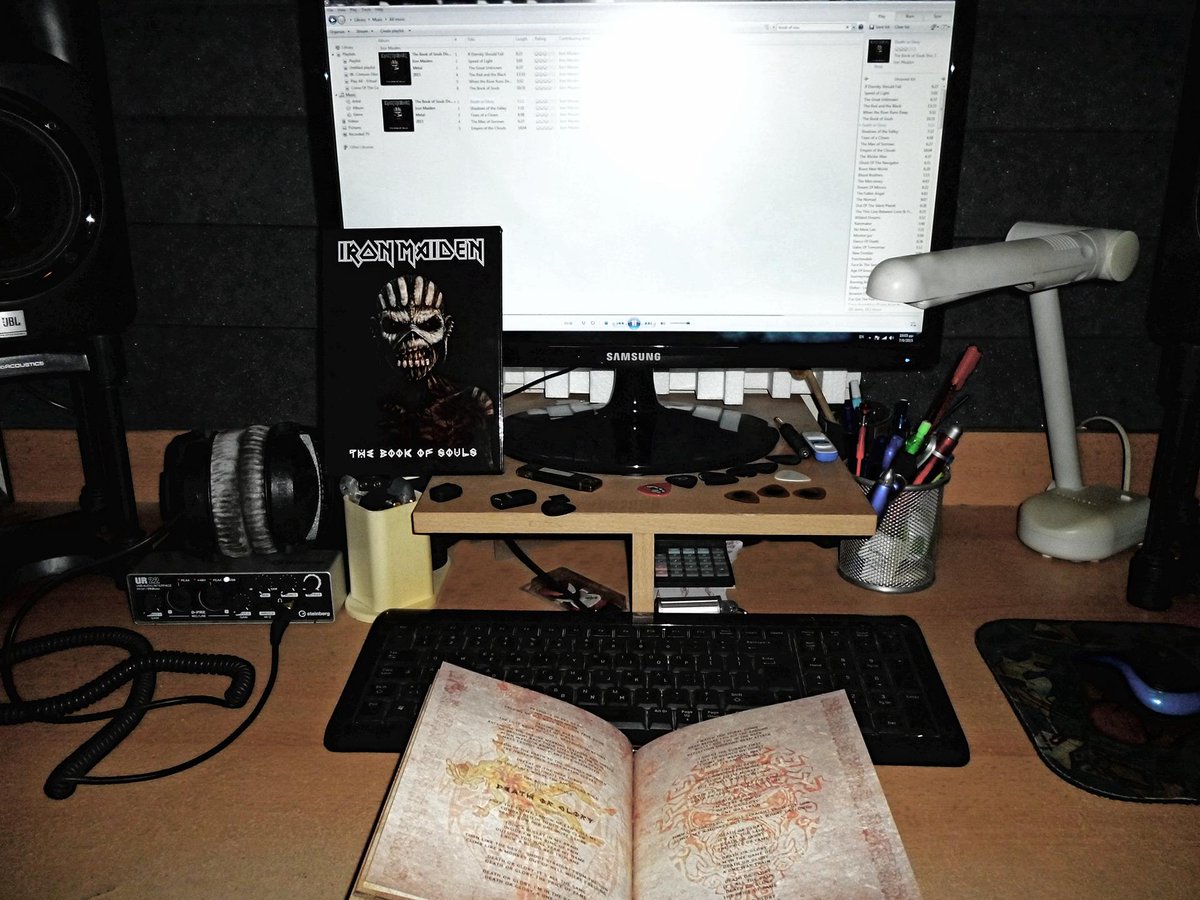 SoundAddictStud's tweet image. Some awesome stuff playing here tonight! ;)