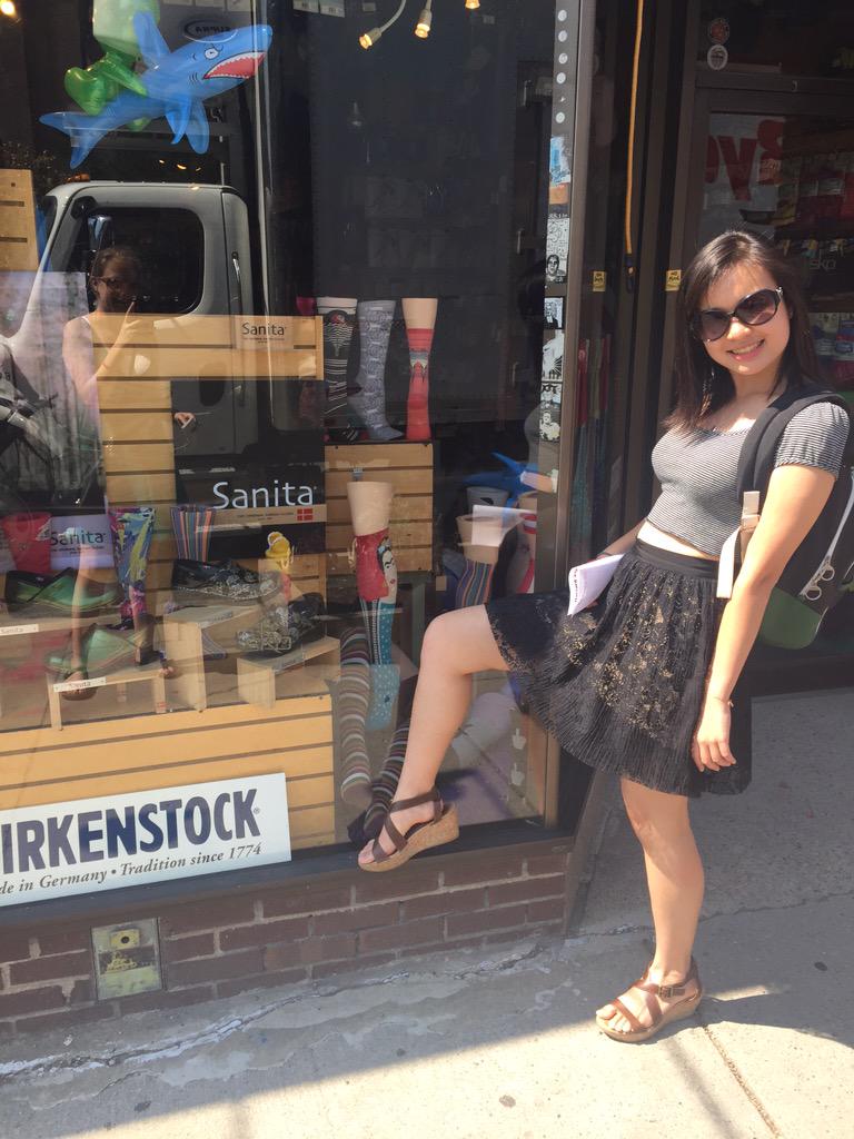 daisyandbal's tweet photo. "got those high heels on" at Cambridge Clogs @quadlifeharvard @daisyandbal #teamdaisyandbal http://t.co/hlBakkdFNY