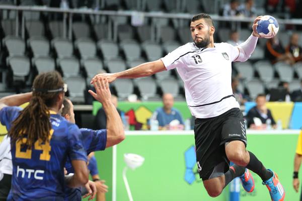 ihfhandball's tweet photo. Sydney and Al Saad match.

Copyrights Stephane Pillaud/IHF
#IHF #Handball #IHFSuperGlobe
@USYDHandball @AlSaddSC http://t.co/qYWyWQwAQL