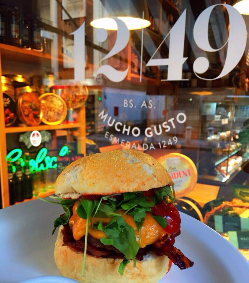 TimeOutBA's tweet image. Have you been to @almacen1249 yet? We love the craft beers and picada goodies, plus the sandwiches and tartitas.