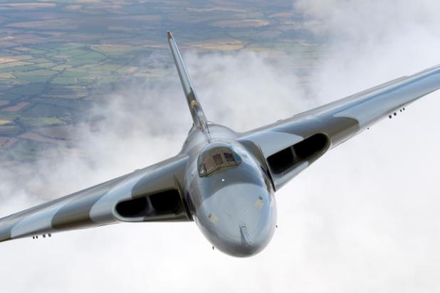 The #vulcan flies for the last time #southport - get tickets quick!! ow.ly/RGigW <a href="/crosbynet1/">Crosbynet</a> #crosbynet