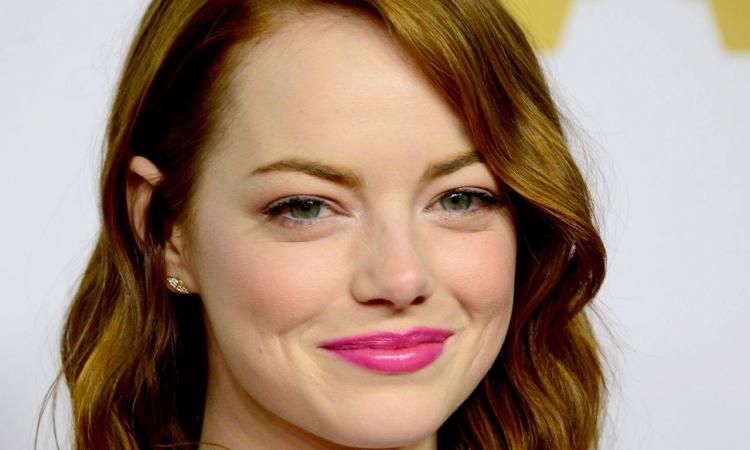 Central_mx's tweet photo. #Lucecomo... la guapísima @emmastone ¡Aquí te decimos cómo! http://t.co/A34JwWtdYe http://t.co/JjCsOdD7Uj