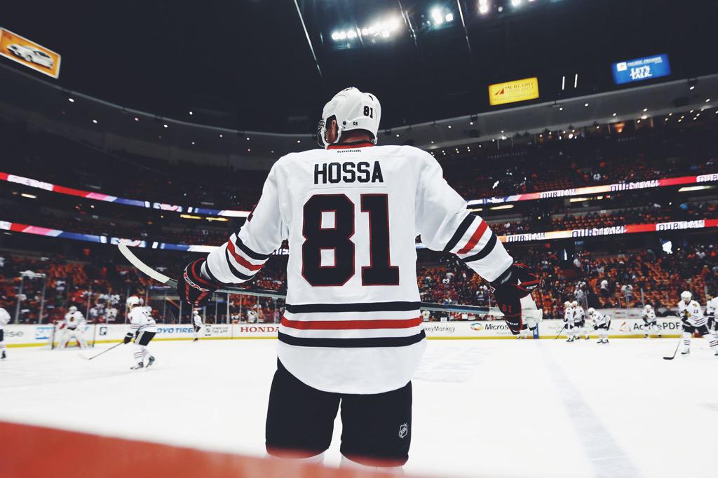 NHLBlackhawks's tweet photo. They say you're not supposed to wear white after #LaborDay. We respectfully disagree. http://t.co/YXDW2pb39a