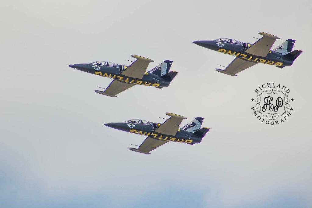 highland_photos's tweet image. #Breitlingjetteam #CIAS2015 #airshow2015 #AirShow #yyz @highland_photos