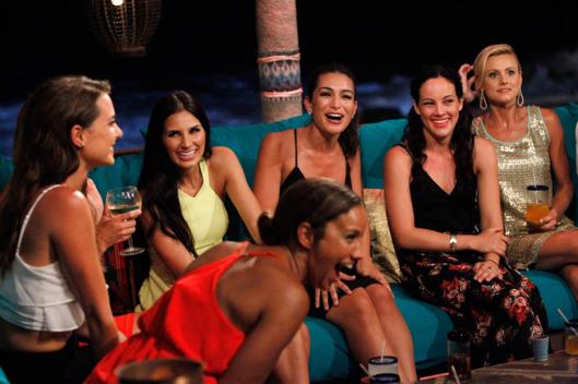Bachelor In Paradise - Season 2 - Episode Discussions - #3 *Sleuthing - Spoilers*  - Page 25 COUFk73U8AAqt2d