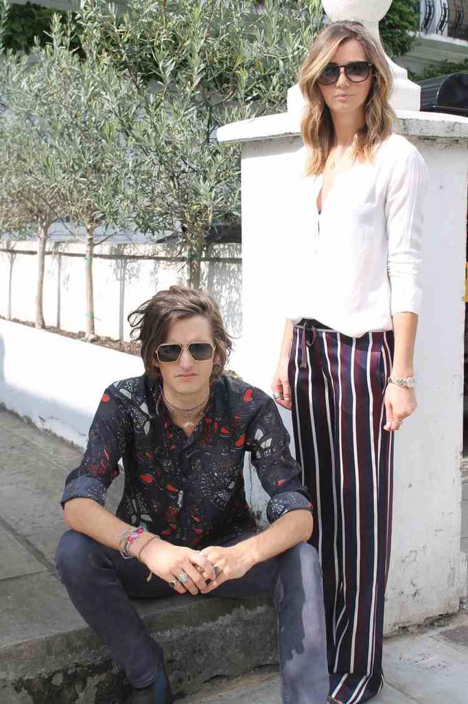 ElCalderSource's tweet image. Love this look! 'Silk Sets' on #TheTrendPear #SilkSets @EleanorJCalder @MaxHurd