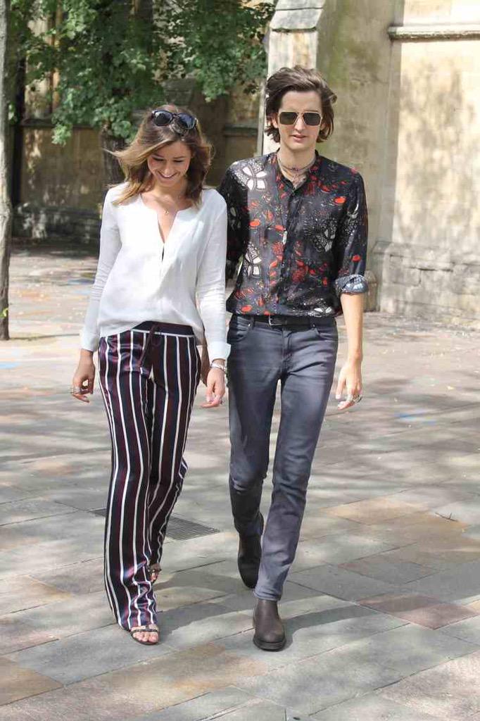 ElCalderSource's tweet image. Love this look! 'Silk Sets' on #TheTrendPear #SilkSets @EleanorJCalder @MaxHurd