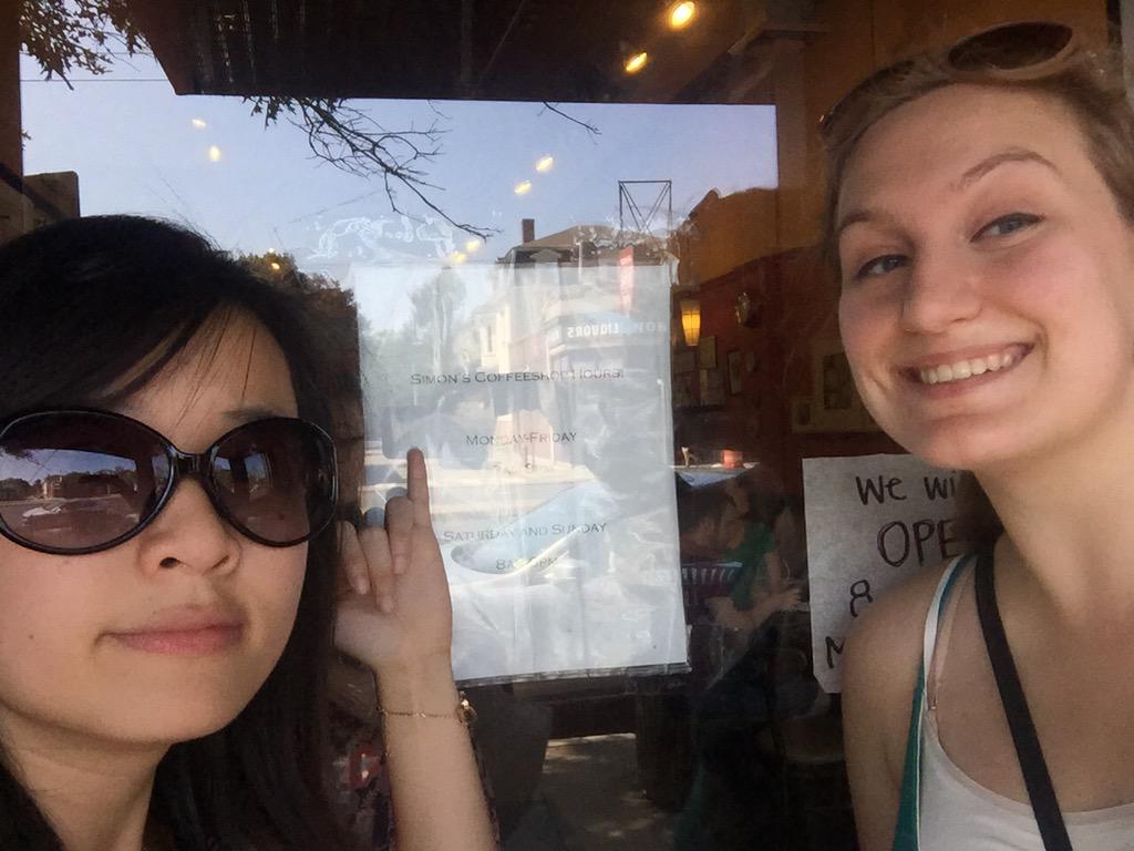 daisyandbal's tweet photo. 😎 at Simon's Coffee House @quadlifeharvard @daisyandbal #teamdaisyandbal http://t.co/x8ZfsAUd3I
